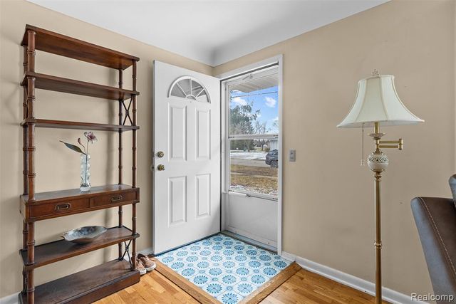 428 Sunnyside Drive, Flushing, MI 48433