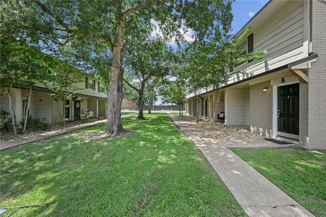 1406 Summit Street A, College Station, TX 77845