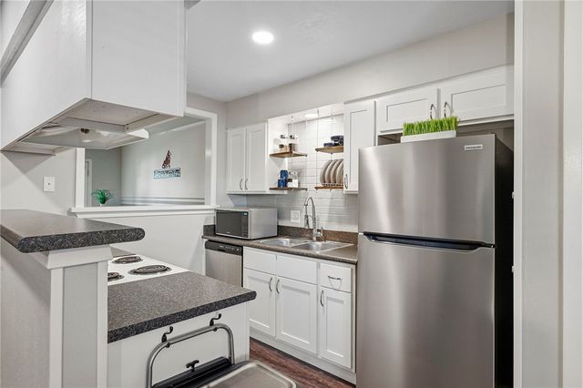 1406 Summit Street A, College Station, TX 77845