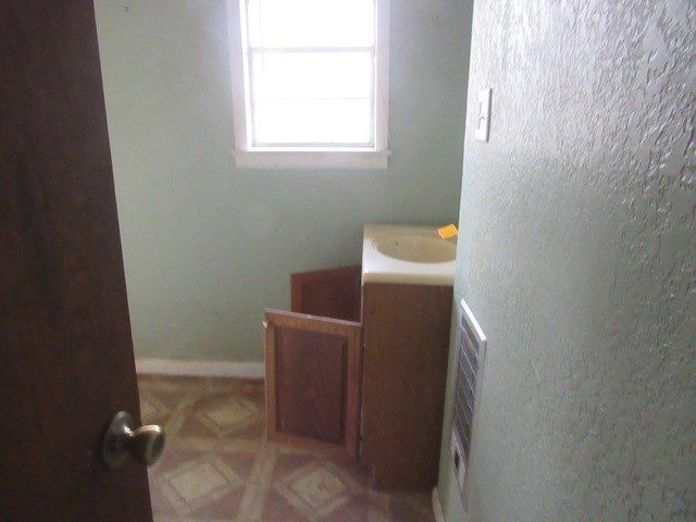 78 Holly Place Road, Marble, NC 28905