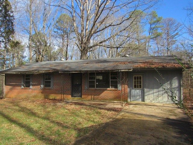 78 Holly Place Road, Marble, NC 28905