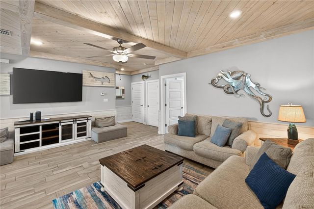 1701 S Station St 402, Port Aransas, TX 78373
