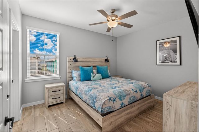 1701 S Station St 402, Port Aransas, TX 78373