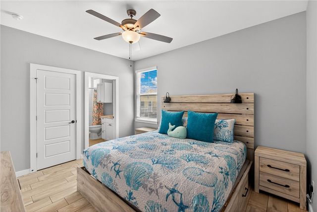 1701 S Station St 402, Port Aransas, TX 78373