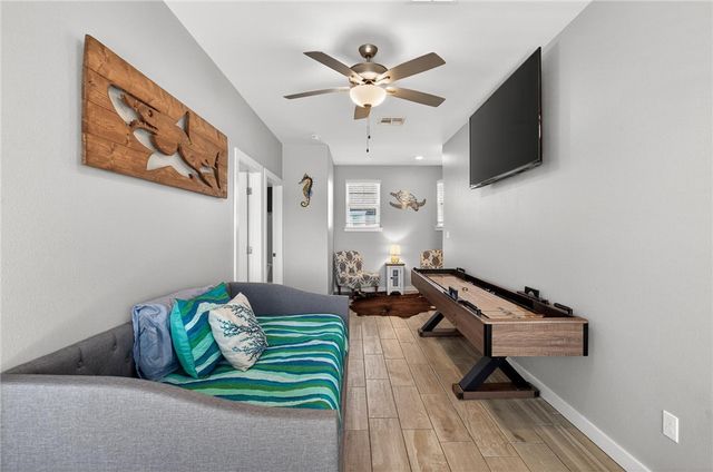 1701 S Station St 402, Port Aransas, TX 78373