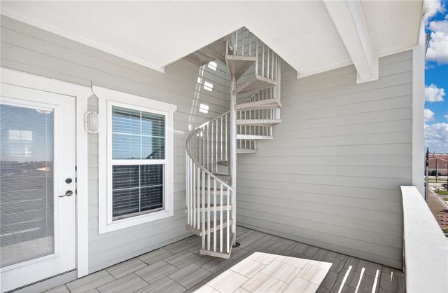 1701 S Station St 402, Port Aransas, TX 78373