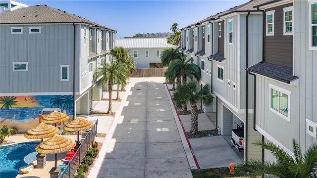 1701 S Station St 402, Port Aransas, TX 78373