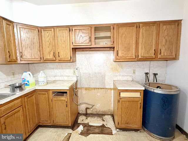 1605 S RINGGOLD ST, Philadelphia, PA 19145