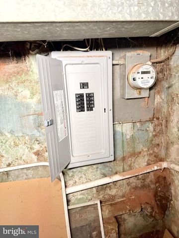 1605 S RINGGOLD ST, Philadelphia, PA 19145