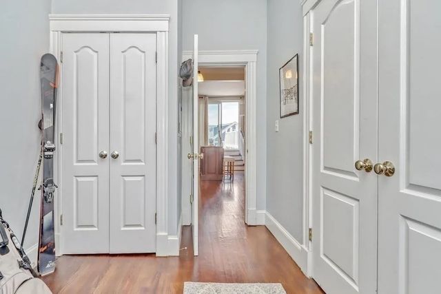 439 W 4th St 3, Boston, MA 02127