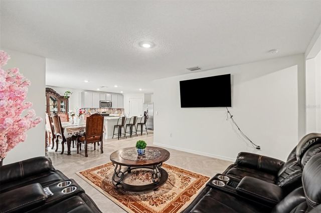3601 CAPITAL RESERVE DRIVE, Plant City, FL 33565