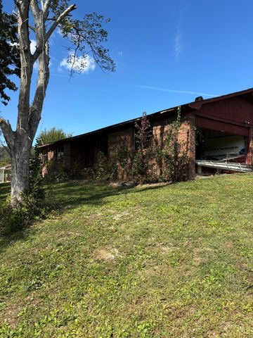 47 Old Farm Road, Cannon, KY 40923