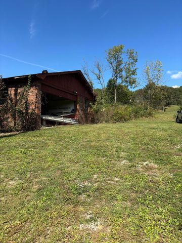 47 Old Farm Road, Cannon, KY 40923