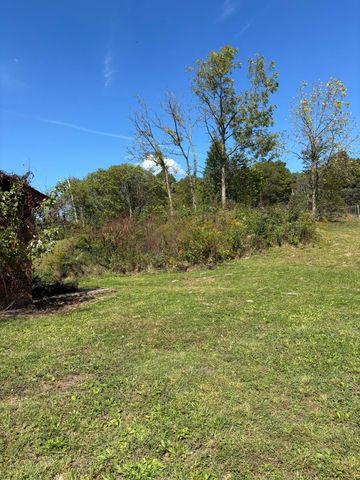 47 Old Farm Road, Cannon, KY 40923