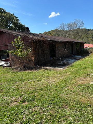 47 Old Farm Road, Cannon, KY 40923