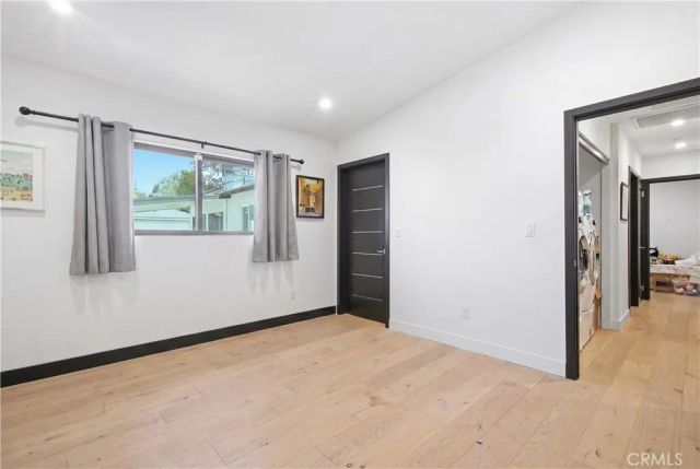 17713 Bullock St, Encino, CA 91316