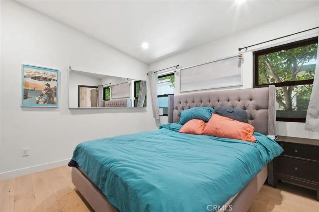17713 Bullock St, Encino, CA 91316