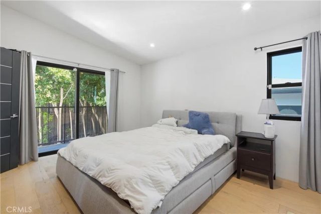 17713 Bullock St, Encino, CA 91316
