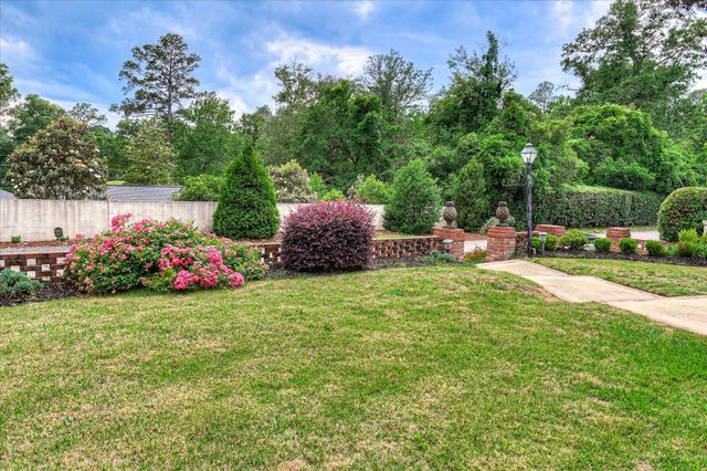 1020 Holly Lane SW, Aiken, SC 29801