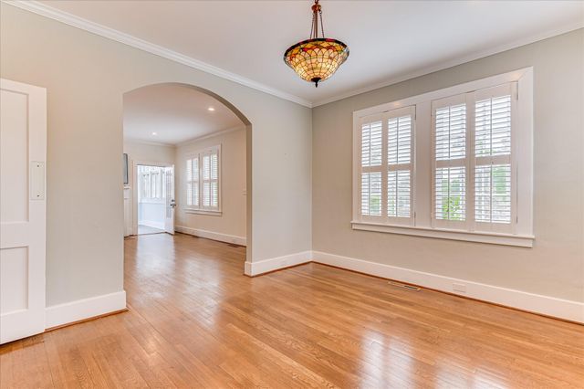 1020 Holly Lane SW, Aiken, SC 29801