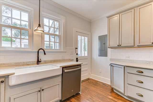 1020 Holly Lane SW, Aiken, SC 29801