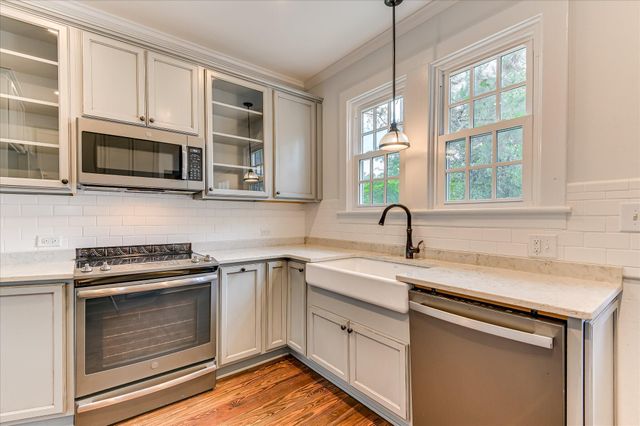 1020 Holly Lane SW, Aiken, SC 29801