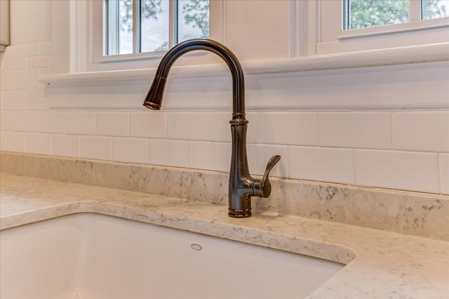 1020 Holly Lane SW, Aiken, SC 29801