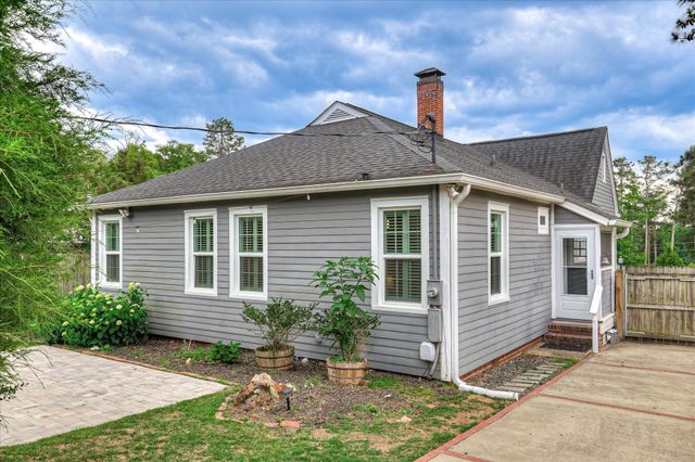 1020 Holly Lane SW, Aiken, SC 29801