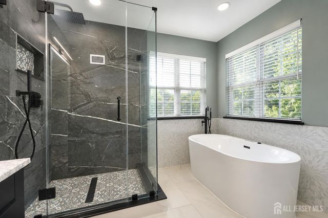 5 Johnson Street, Old Bridge, NJ 08857