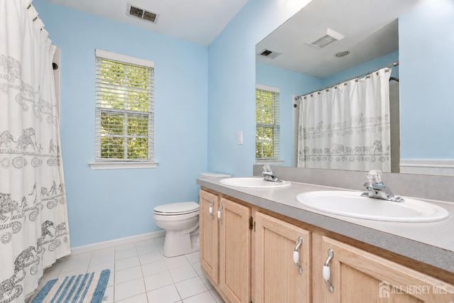 5 Johnson Street, Old Bridge, NJ 08857