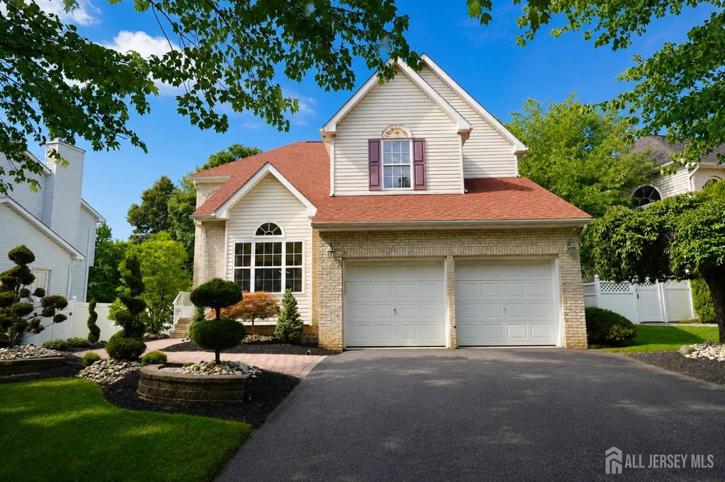 5 Johnson Street, Old Bridge, NJ 08857