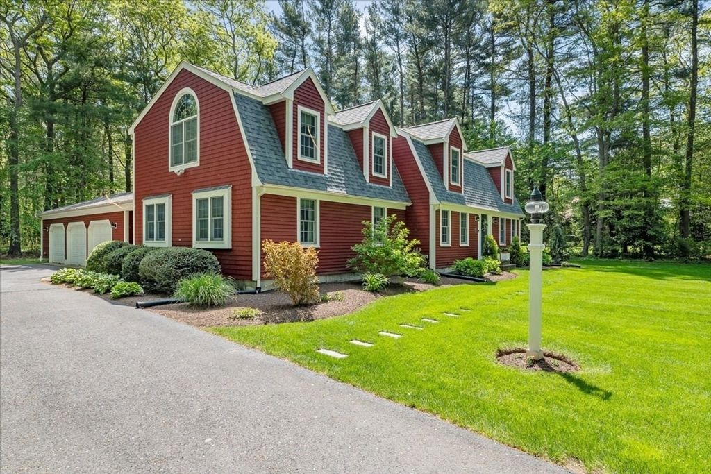 53-53A Clyde O Bosworth Rd, Halifax, MA 02338