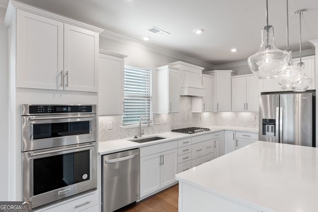 5031 Adler Court, Hoschton, GA 30548