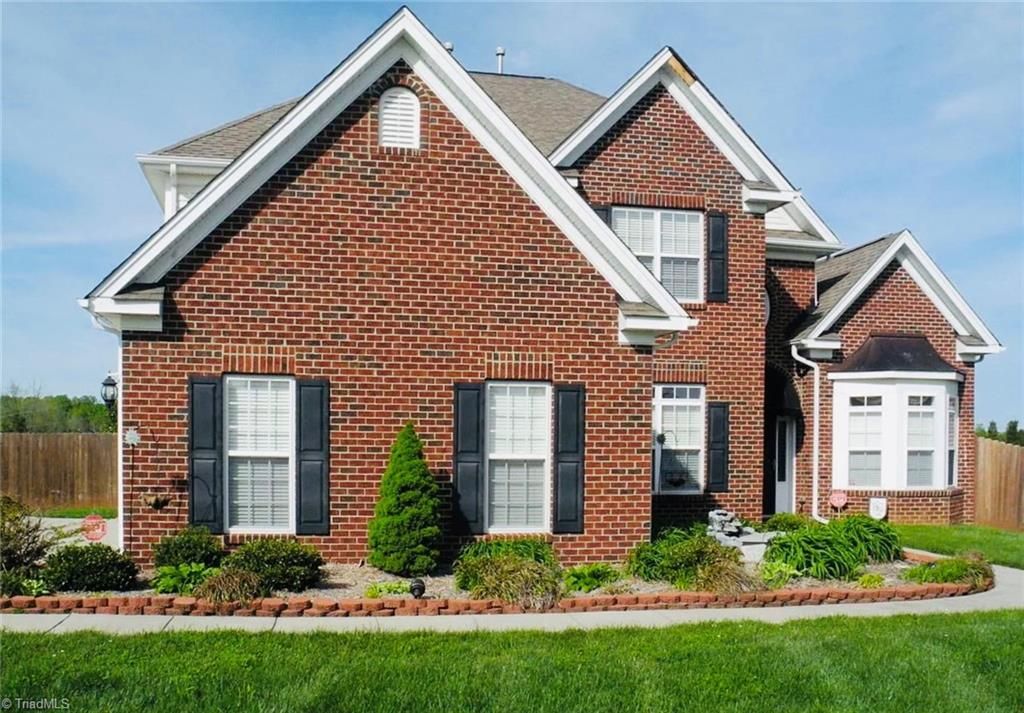 202 Club Square, Whitsett, NC 27377
