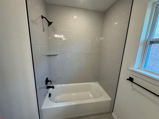 2715 Turtle Way, Midwest City, OK 73130