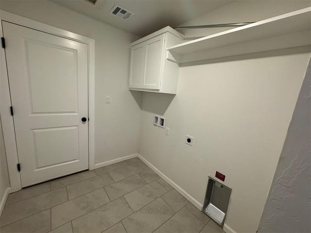 2715 Turtle Way, Midwest City, OK 73130