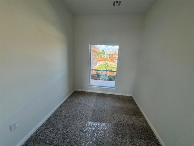 2715 Turtle Way, Midwest City, OK 73130