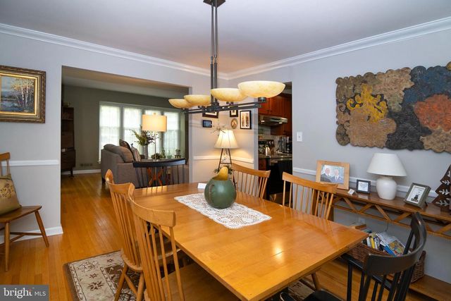 1353 VALLEE DR, West Deptford, NJ 08096