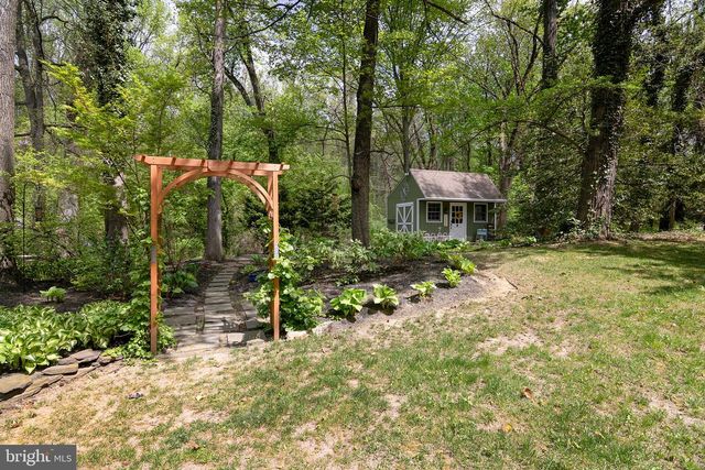 1353 VALLEE DR, West Deptford, NJ 08096