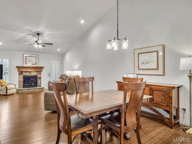 7300 FULHAM Lane B, Troy, IL 62294