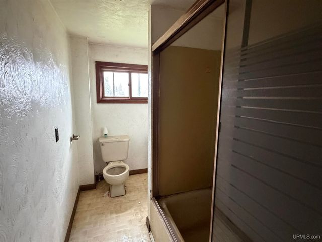 N5805 Beauchamp Road, Hardwood, MI 49807