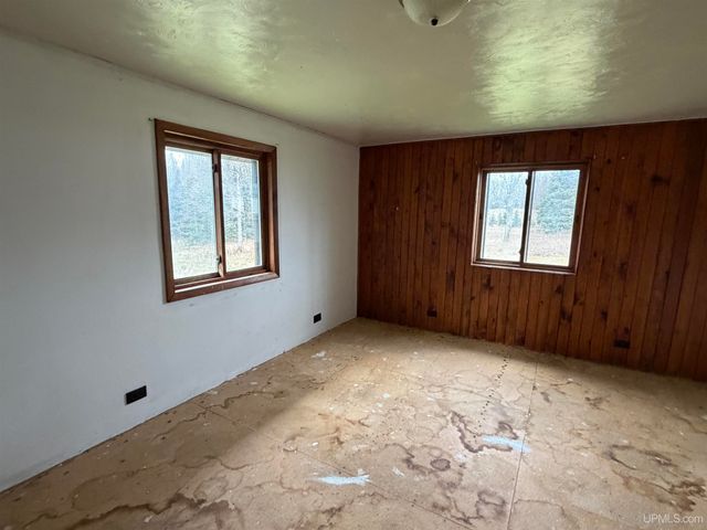 N5805 Beauchamp Road, Hardwood, MI 49807