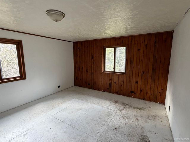 N5805 Beauchamp Road, Hardwood, MI 49807