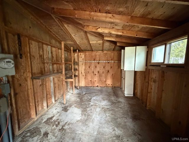 N5805 Beauchamp Road, Hardwood, MI 49807