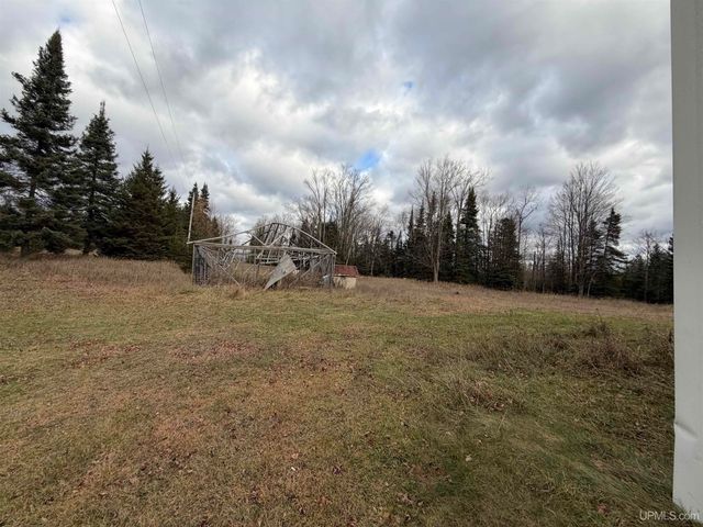 N5805 Beauchamp Road, Hardwood, MI 49807