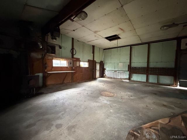 N5805 Beauchamp Road, Hardwood, MI 49807