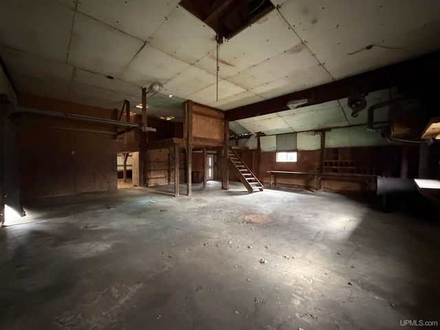 N5805 Beauchamp Road, Hardwood, MI 49807