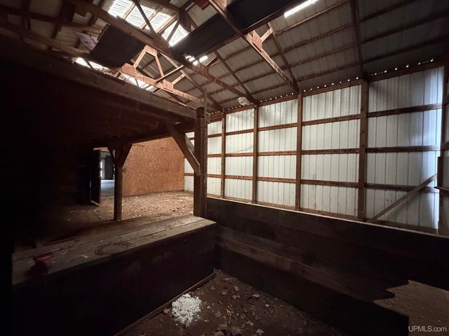 N5805 Beauchamp Road, Hardwood, MI 49807