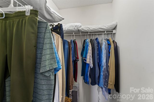 6243 Day Lilly Lane, Charlotte, NC 28216