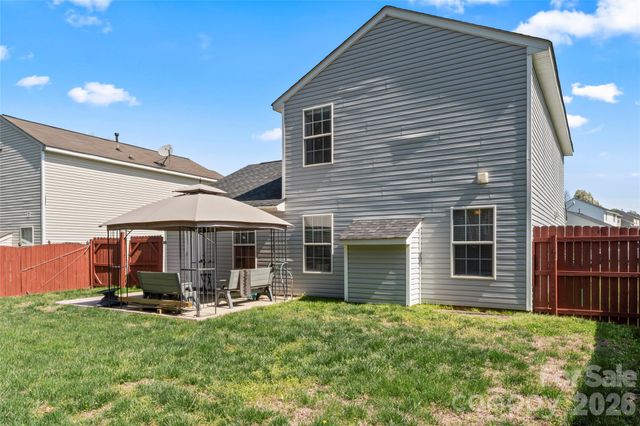 6243 Day Lilly Lane, Charlotte, NC 28216